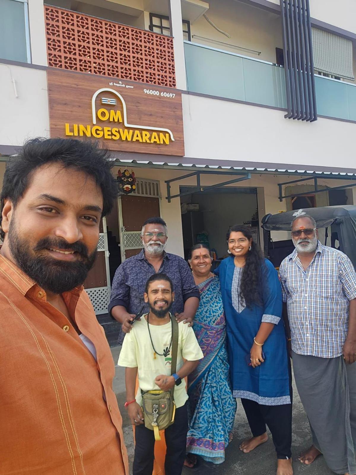 Om Lingeswaran Home Stay Tiruvannāmalai Exterior foto